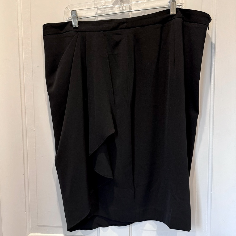 *New with tags* Jones New York, Black, Knee-Length Skirt